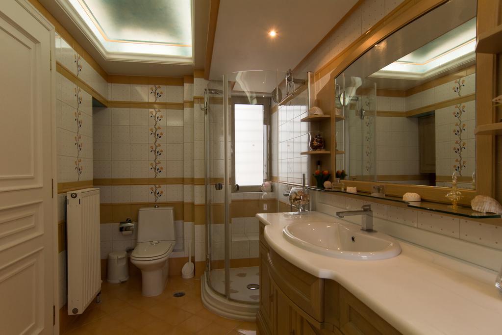 Villa Maira Luxurious With Private Swimming Pool Kórfos Exterior foto